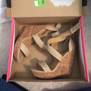 Stylish Beige Wedge Sandals